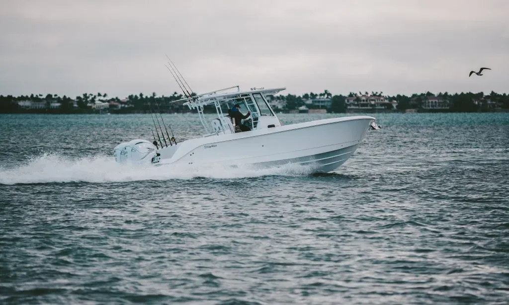 EdgeWater 340CC